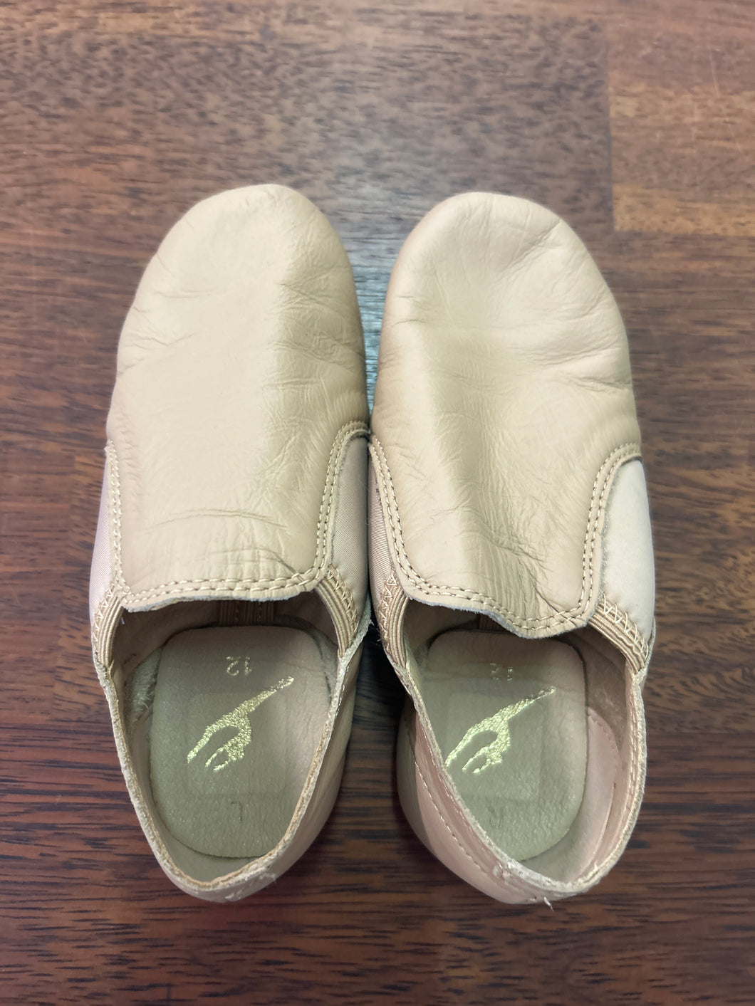 Preloved Energetiks Child 12 Tan Jazz  Shoes
