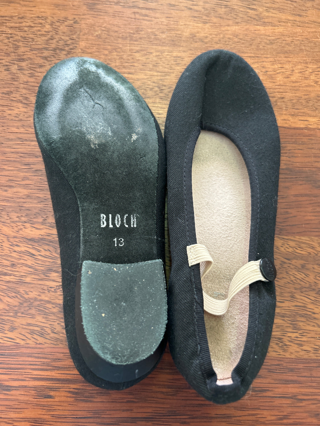 Preloved Bloch Character Shoes - 13