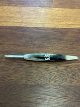 Load image into Gallery viewer, Life in Loops - Resin Handle Crochet Hooks (Clover)