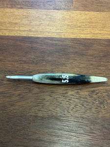 Life in Loops - Resin Handle Crochet Hooks (Clover)