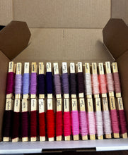 Load image into Gallery viewer, Fiddlesticks Superb 8 Peg Colour Samples