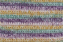 Load image into Gallery viewer, Yarnsmiths Bizarre DK - 8ply - Palaver 3G090