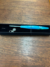 Load image into Gallery viewer, Life in Loops - Resin Handle Crochet Hooks (Clover)
