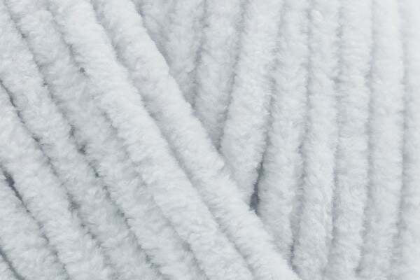 Yarnsmiths Chenille Chunky - Pale Silver - 5035