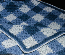 Load image into Gallery viewer, Monday 15 June 2026  - Crochet Class 'No experience needed' - 5.30pm